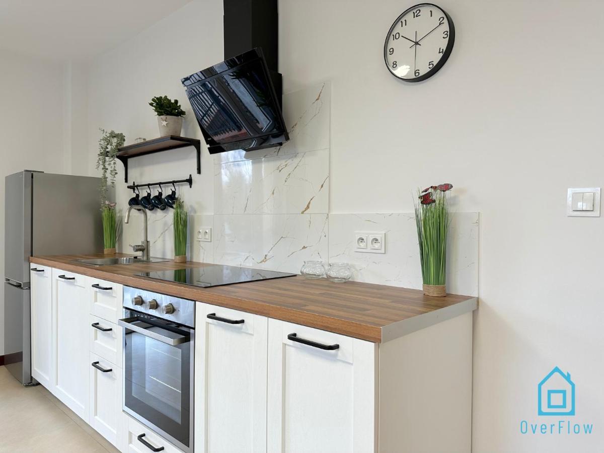 Baltyk Apartment- Tranquil Retreat, 15 Minutes To The Sea & Gdansk City Center Borkowo  Luaran gambar